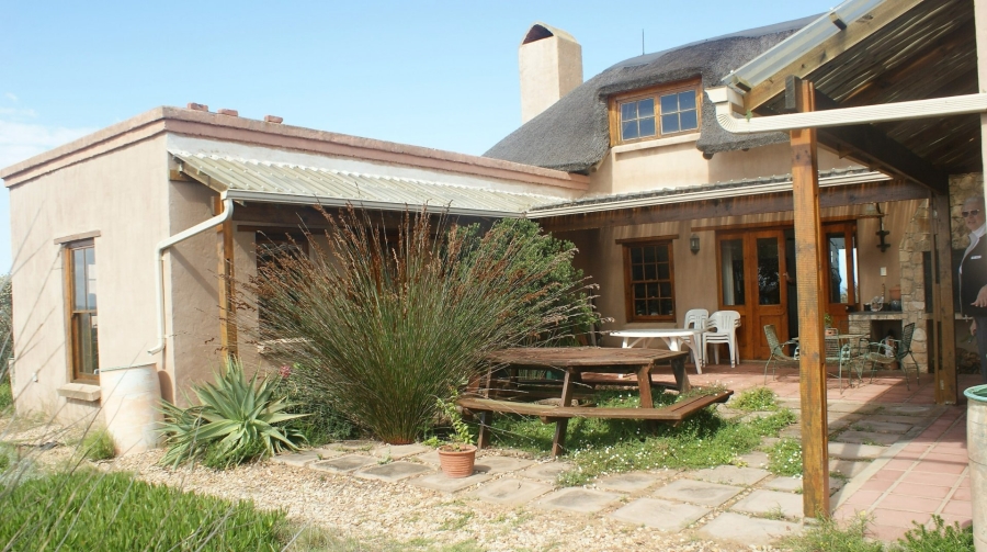 3 Bedroom Property for Sale in Stilbaai Wes Western Cape